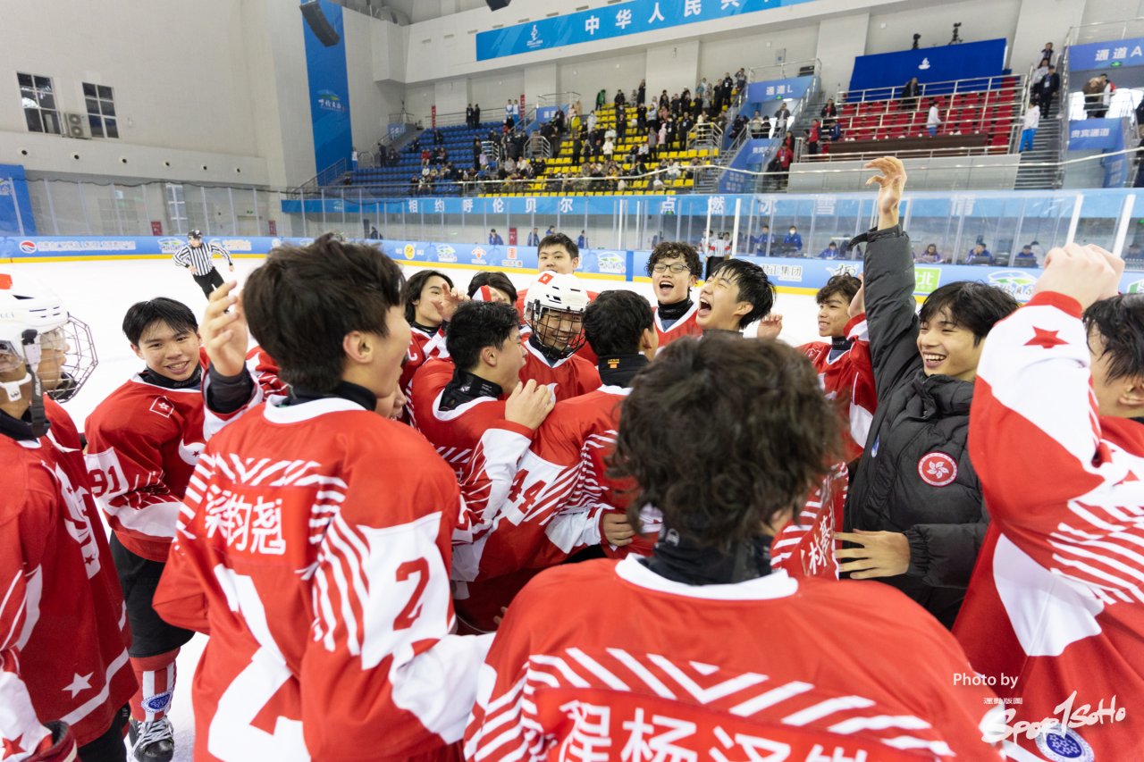 香港冰球隊戰勝四川