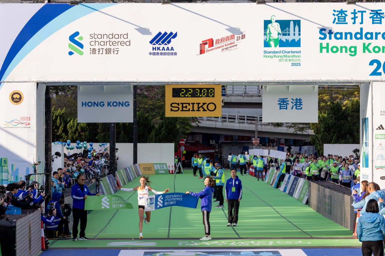 渣打香港馬拉松2025 多名精英跑手刷新個人最佳成績