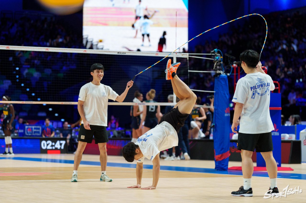 中國人壽(海外)世界女排聯賽首登啟德 世一意大利大熱全勝.jpg
