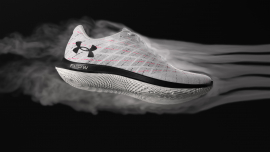 Under Armour 高性能跑鞋 Flow Velociti Wind，讓跑者在節奏跑、長距離和路跑賽中都能穩步前進。