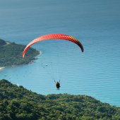  Paragliding